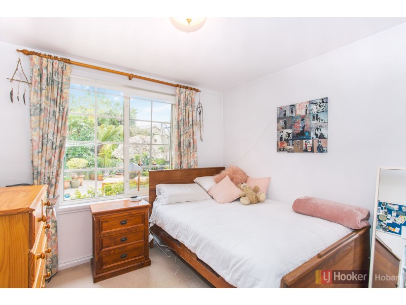 5 & 7 Lasswade Avenue, Sandy Bay TAS 7005