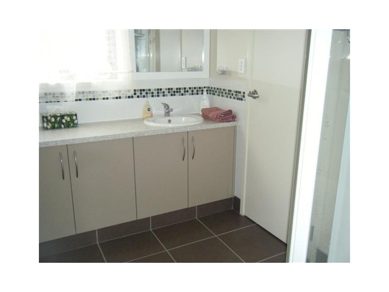 2/8 Celery Top Drive, Kingston TAS 7050