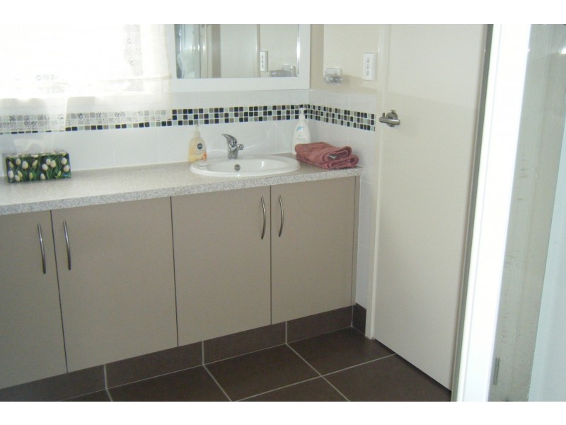 2/8 Celery Top Drive, Kingston TAS 7050