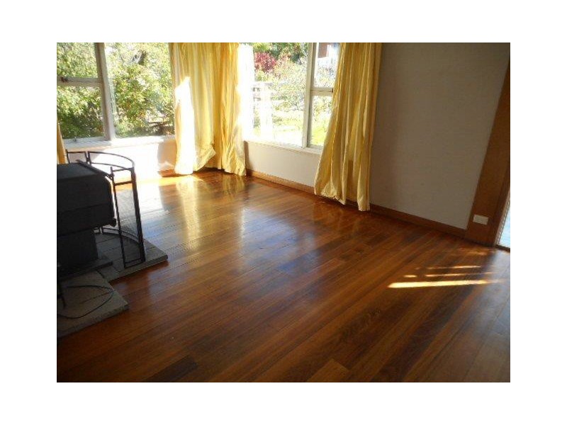 10 Myuna Road, Blackmans Bay TAS 7052