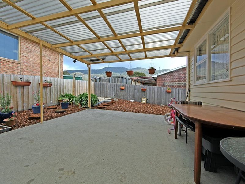 Claremont TAS 7011