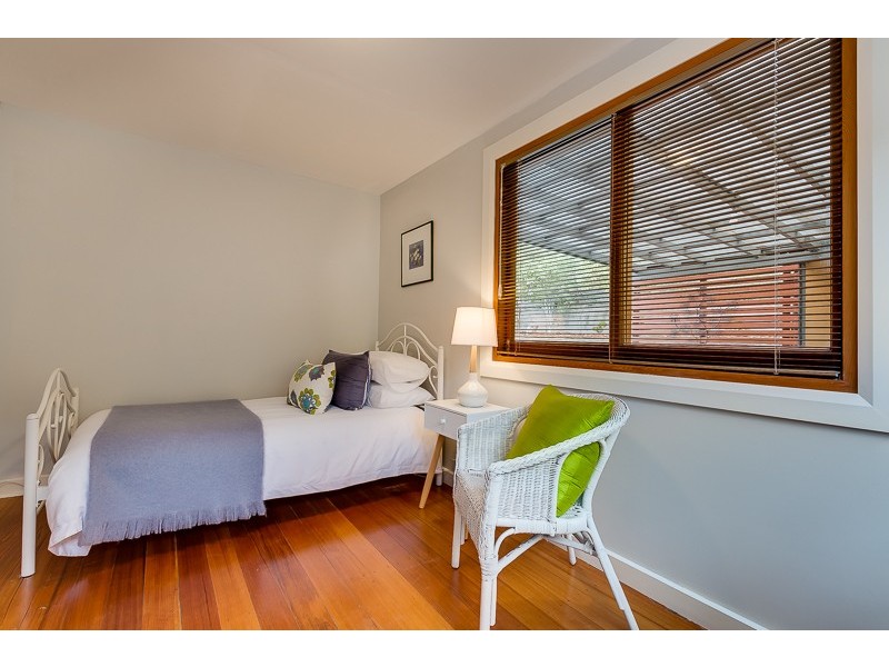 18 Giblin Street, Lenah Valley TAS 7008