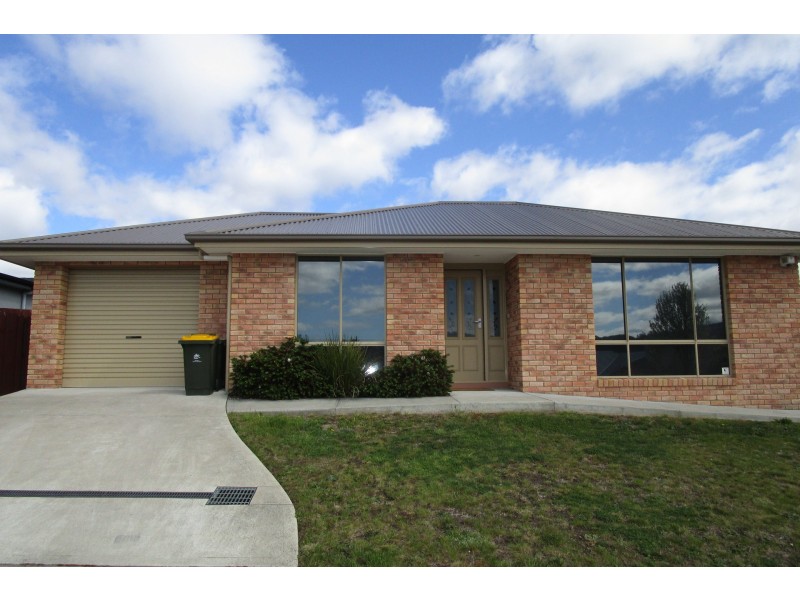 14 Hance Road, Howrah TAS 7018