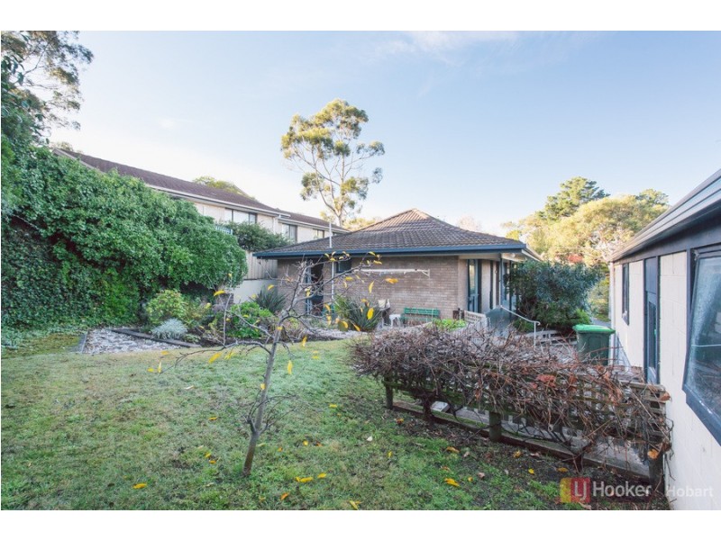 4 Robin Court, Lindisfarne TAS 7015