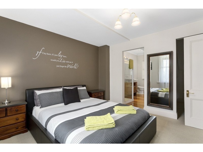 10 Arthur Street, North Hobart TAS 7000