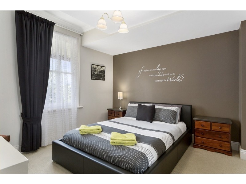 10 Arthur Street, North Hobart TAS 7000