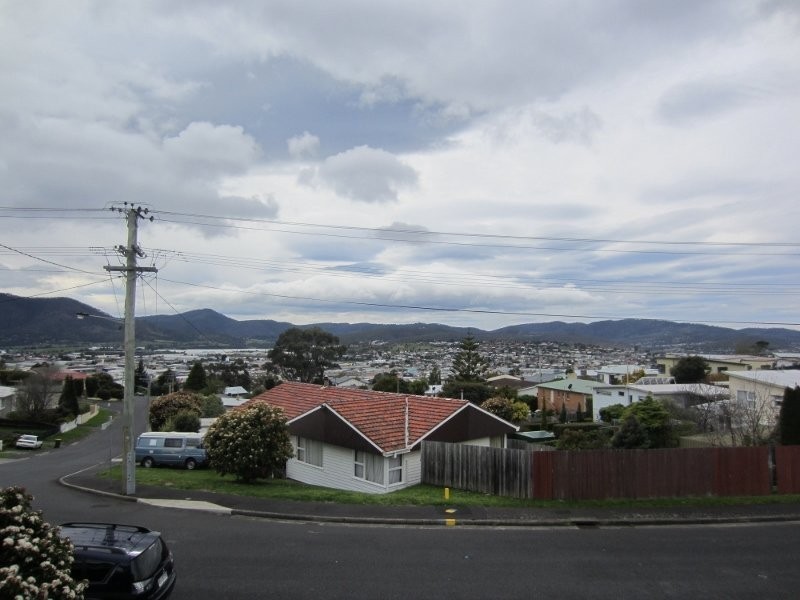 26 Eleventh Avenue, West Moonah TAS 7009