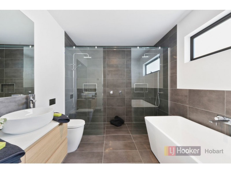 38 Waterworks Road, Dynnyrne TAS 7005