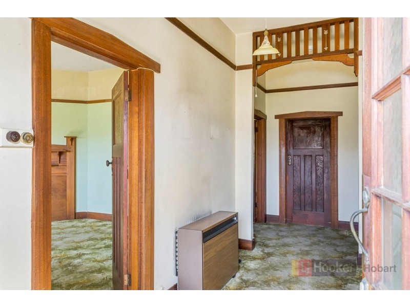 1a Bay Road, New Town TAS 7008