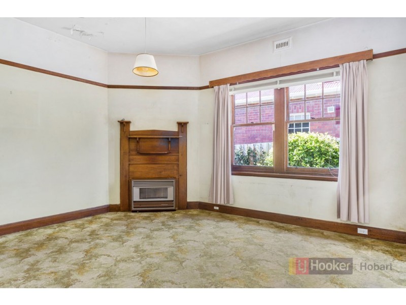 1a Bay Road, New Town TAS 7008