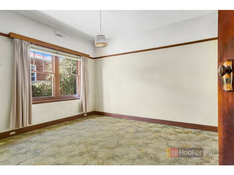 1a Bay Road, New Town TAS 7008