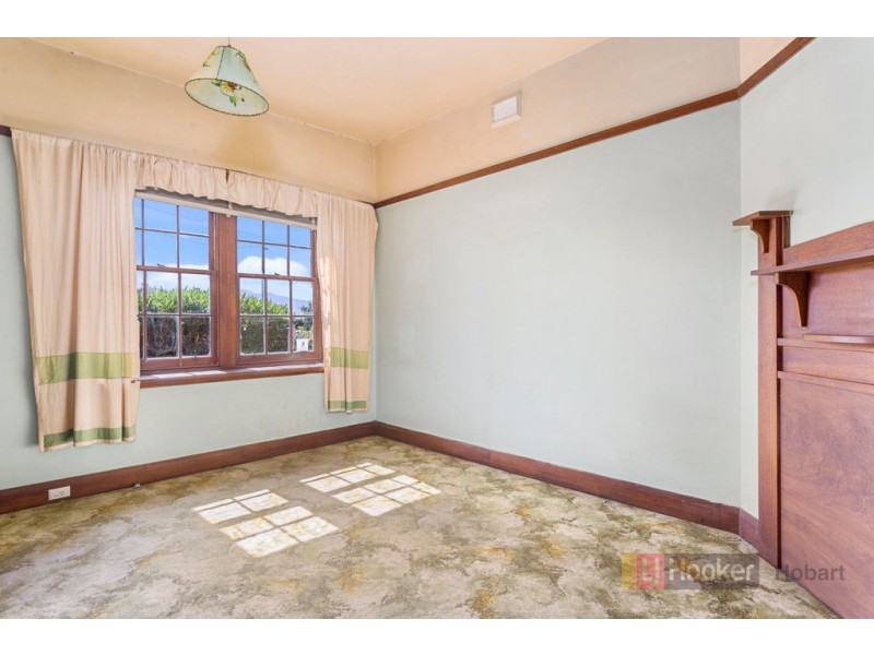 1a Bay Road, New Town TAS 7008