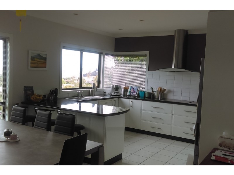 165 Roslyn Avenue, Blackmans Bay TAS 7052