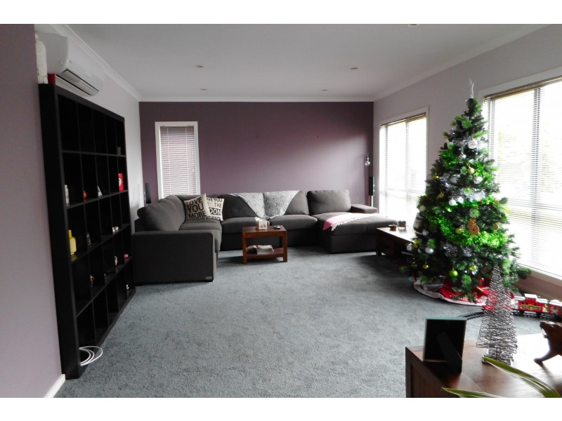 165 Roslyn Avenue, Blackmans Bay TAS 7052