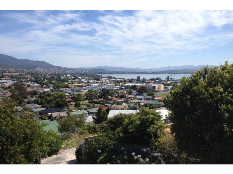 64 Windsor Street, Glenorchy TAS 7010