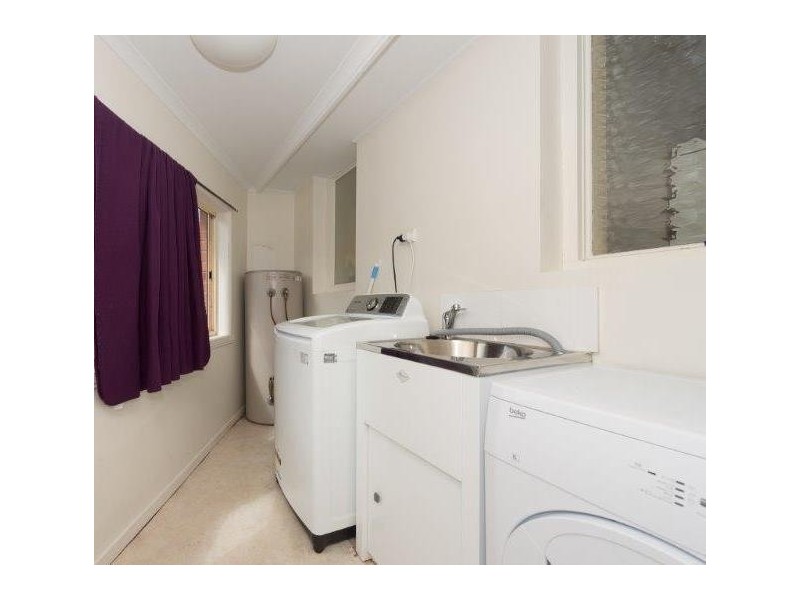 1 Moss Park Drive, New Town TAS 7008