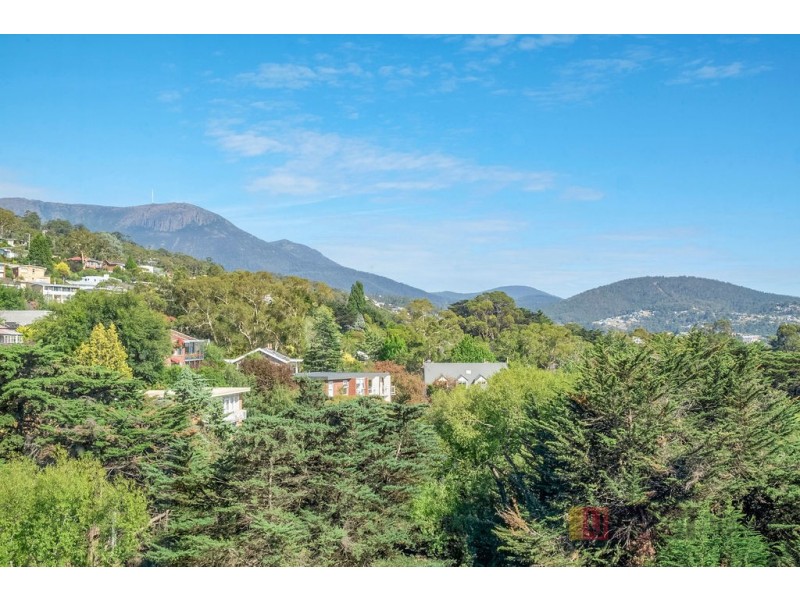 9/267 Churchill Avenue, Sandy Bay TAS 7005