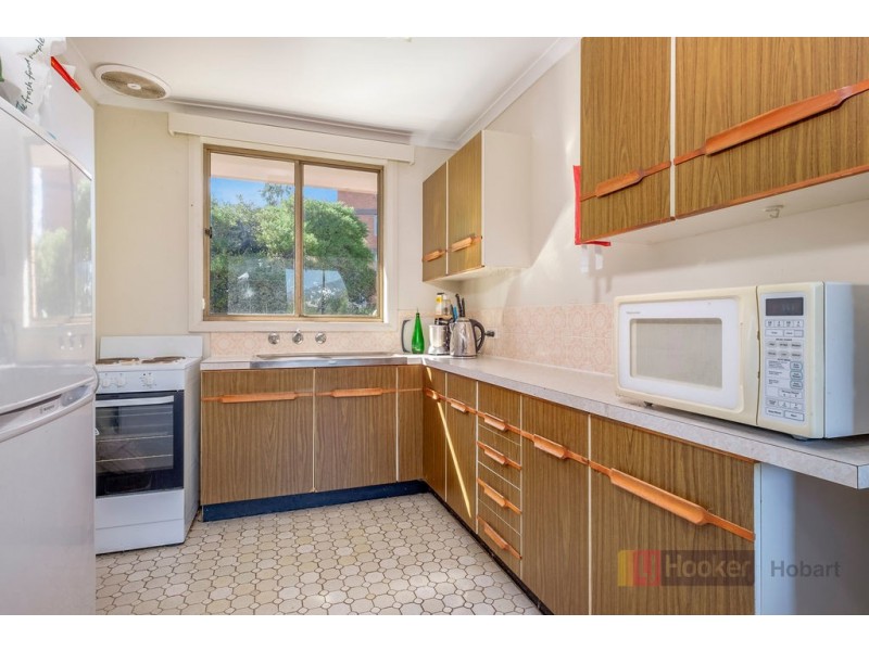 9/267 Churchill Avenue, Sandy Bay TAS 7005