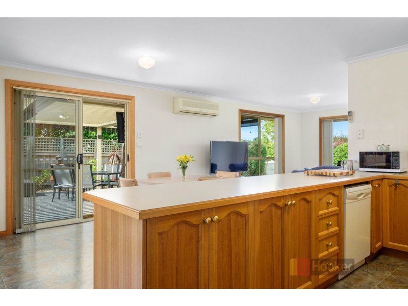2 Iris Court, Kingston TAS 7050