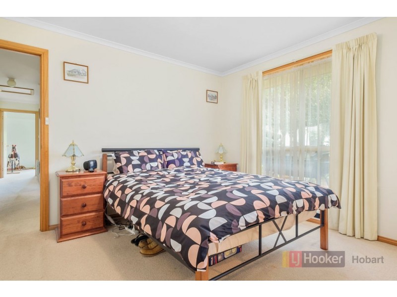 2 Iris Court, Kingston TAS 7050