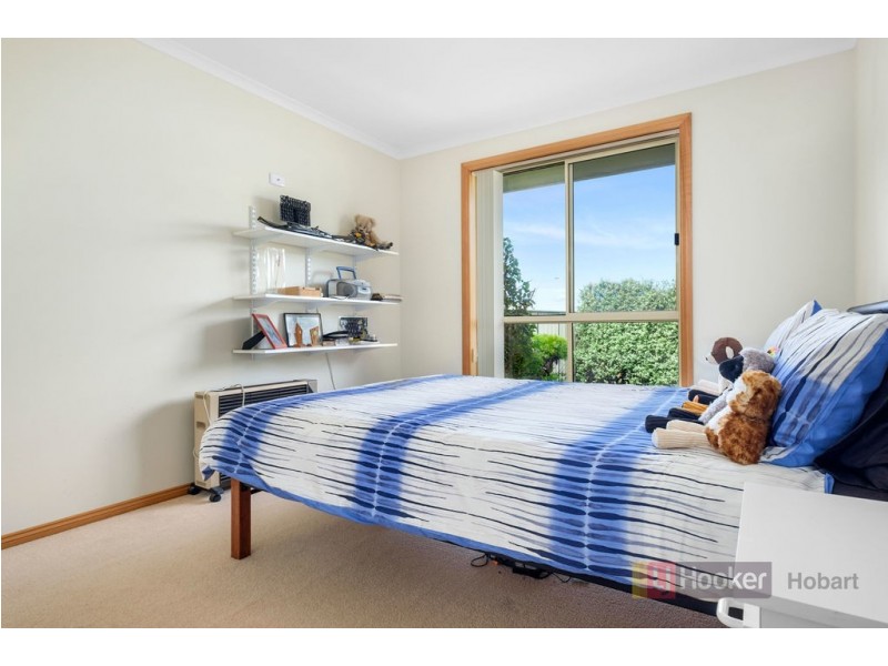 2 Iris Court, Kingston TAS 7050