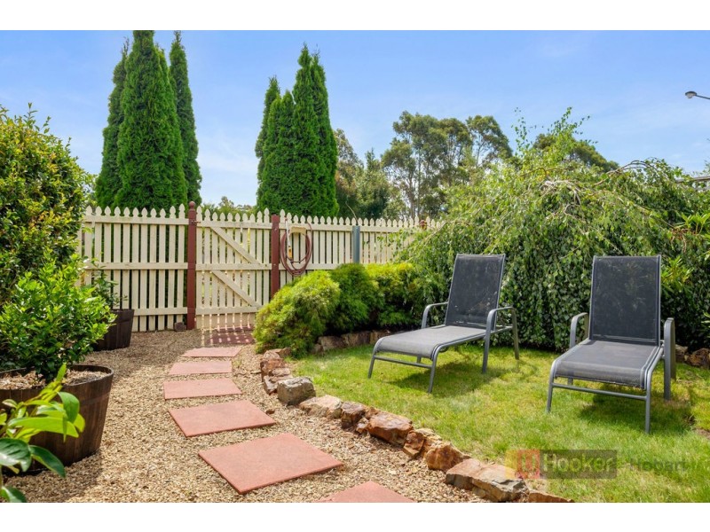 2 Iris Court, Kingston TAS 7050