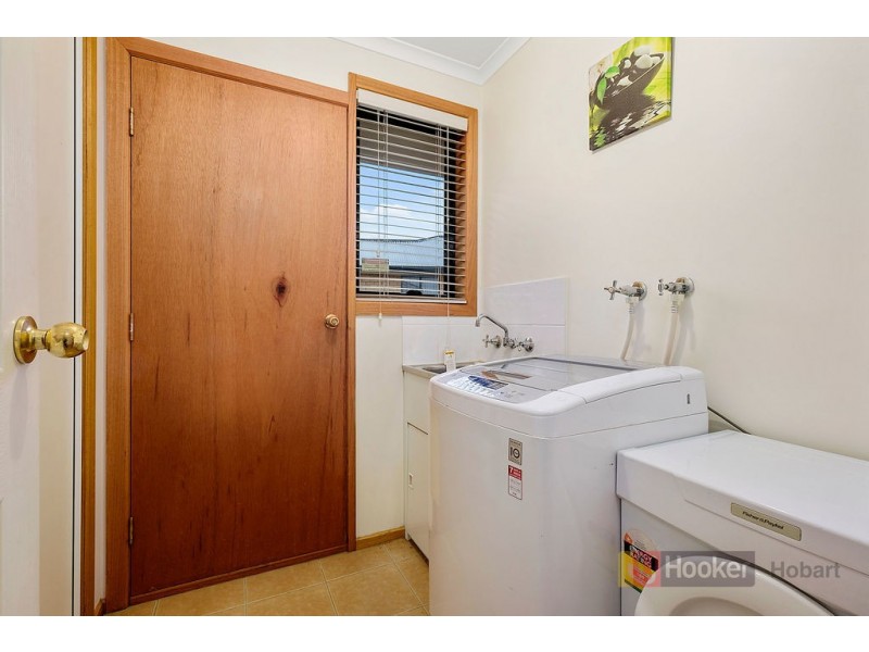 7/3 Madison Avenue, Brighton TAS 7030