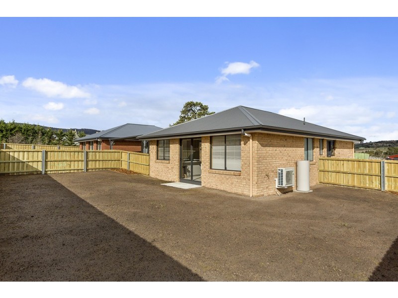 3/2-4 Tivoli Road, Old Beach TAS 7017