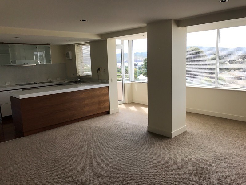 7B/33 Tower Road, New Town TAS 7008