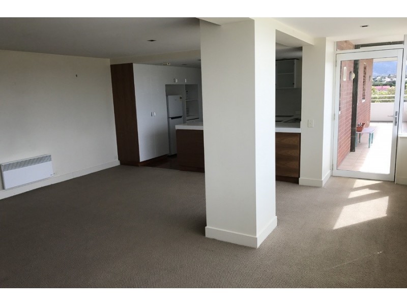7B/33 Tower Road, New Town TAS 7008