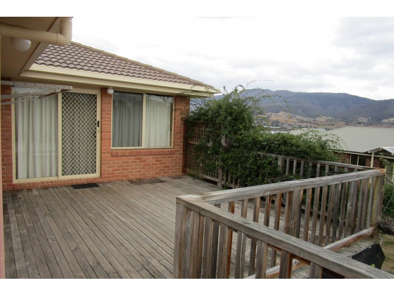 1/19 Stanfield Drive, Old Beach TAS 7017