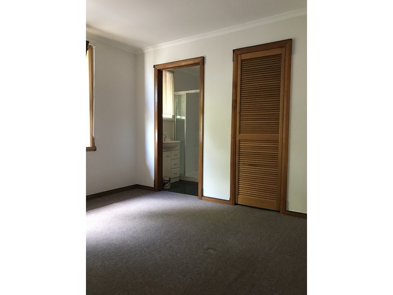 5 Shannuk Drive, West Hobart TAS 7000