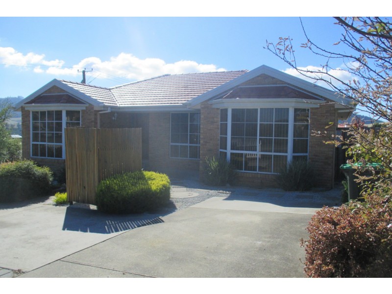 1 Buckingham Drive, Howrah TAS 7018