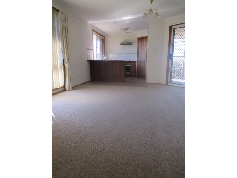 1 Buckingham Drive, Howrah TAS 7018