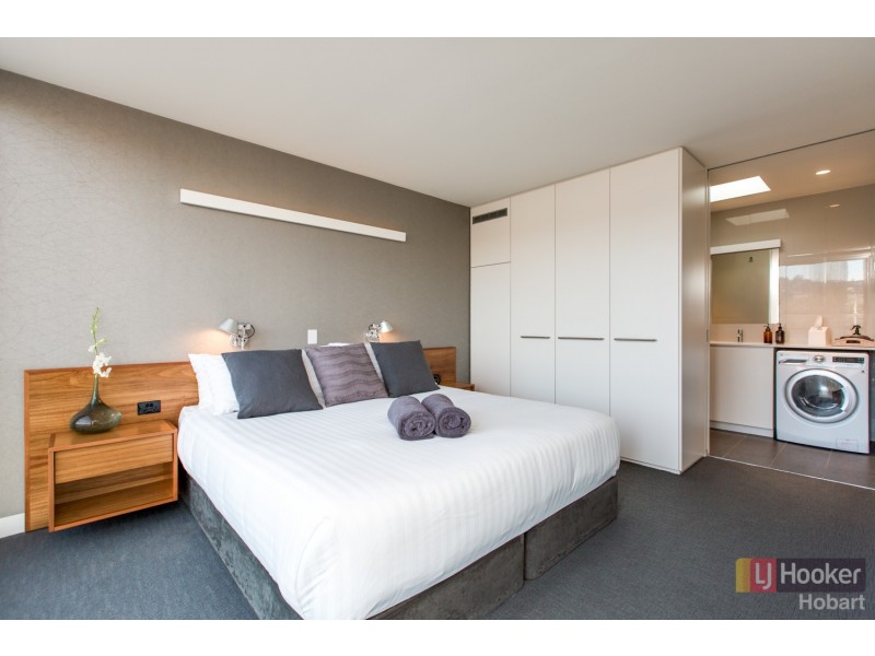 1 and 3/95 Brooker Avenue, Hobart TAS 7000