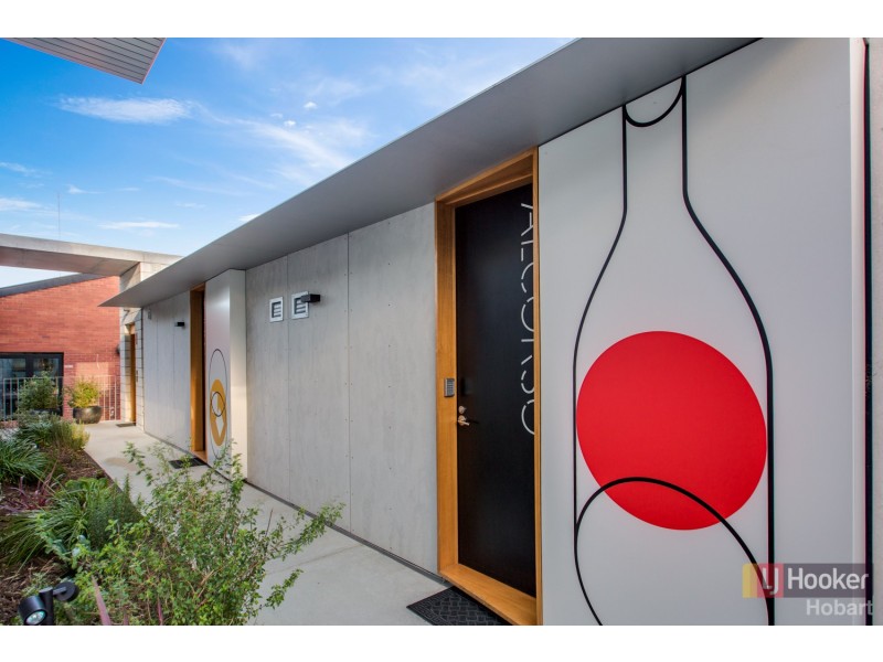 1 and 3/95 Brooker Avenue, Hobart TAS 7000