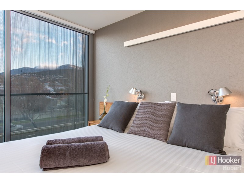 1 and 3/95 Brooker Avenue, Hobart TAS 7000