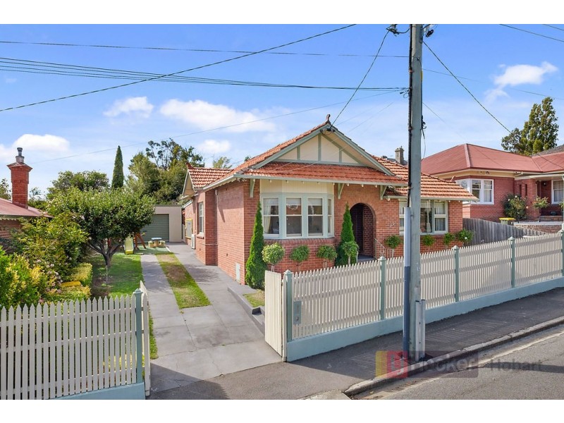 37 Pirie Street, New Town TAS 7008