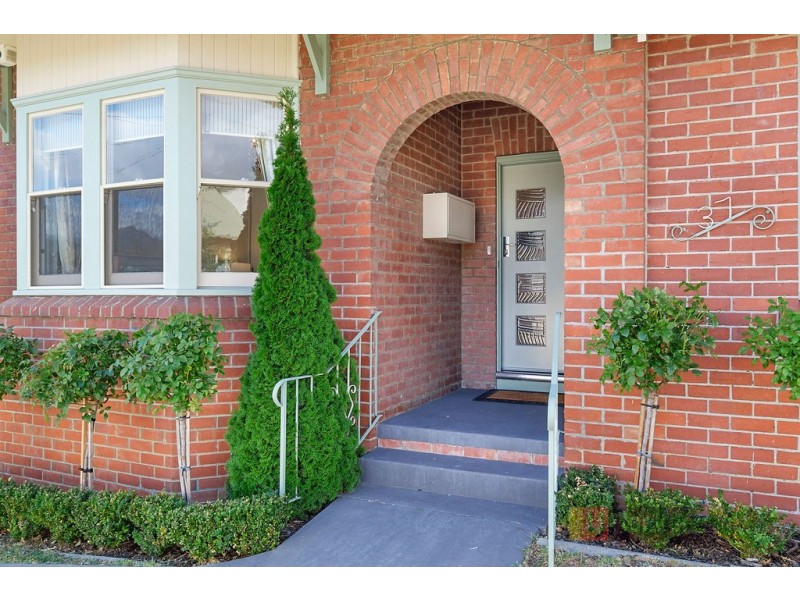 37 Pirie Street, New Town TAS 7008