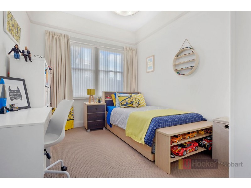 37 Pirie Street, New Town TAS 7008