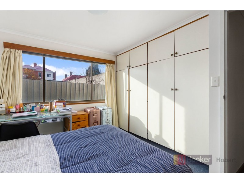 2/39 Regent Street, Sandy Bay TAS 7005
