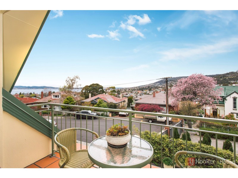 5 Lasswade Avenue, Sandy Bay TAS 7005