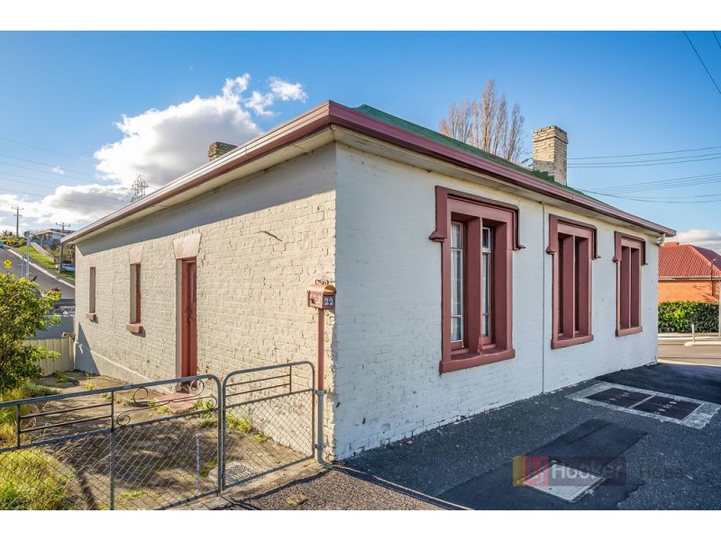 22 Risdon Road, New Town TAS 7008