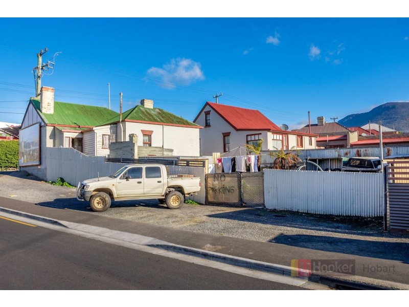 22 Risdon Road, New Town TAS 7008