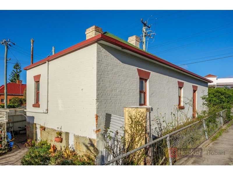 22 Risdon Road, New Town TAS 7008