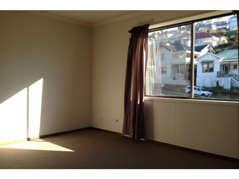 8/30 Corby Avenue, West Hobart TAS 7000