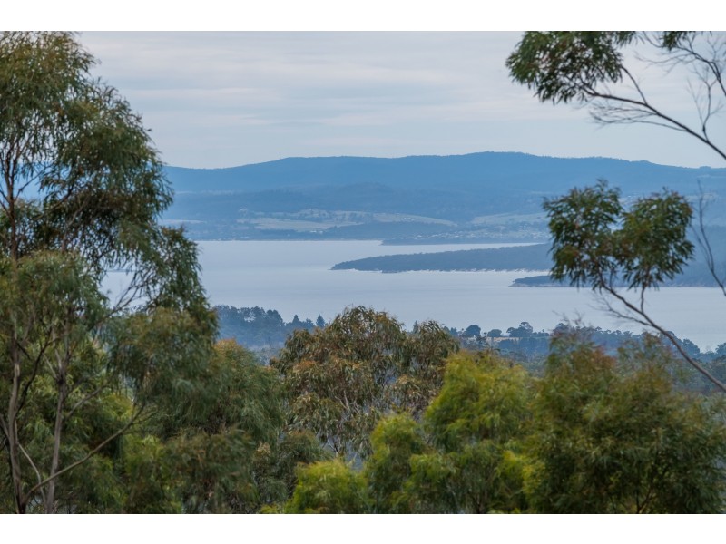 990/ Roaring Beach Road, Nubeena TAS 7184