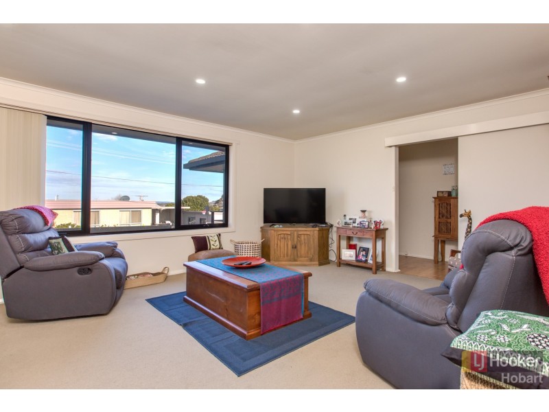 10 Hoffman Street, Midway Point TAS 7171