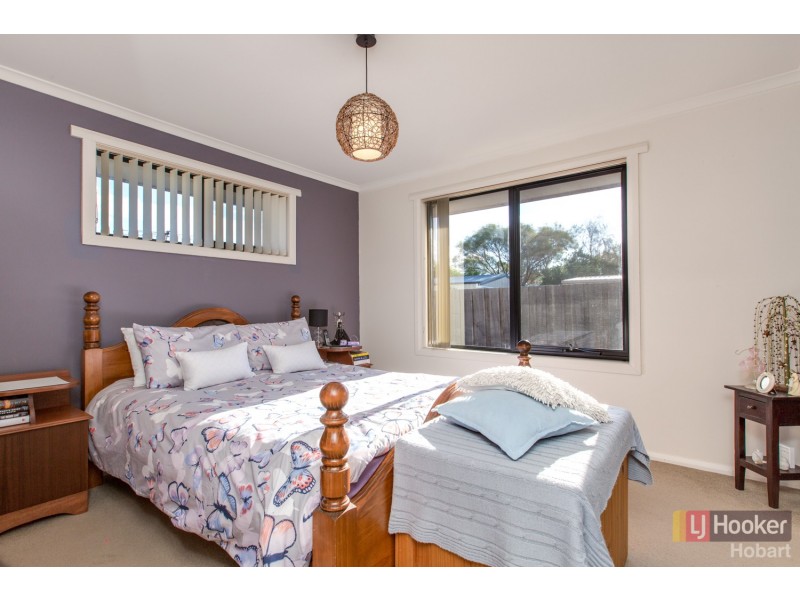 10 Hoffman Street, Midway Point TAS 7171