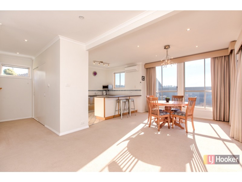 30 Suncrest Avenue, Lenah Valley TAS 7008